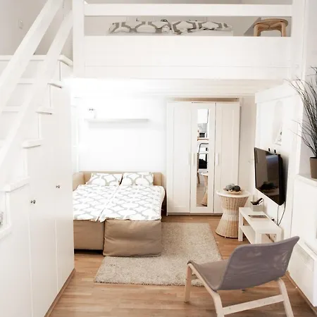 N28 In Andrassy Boulevard. *