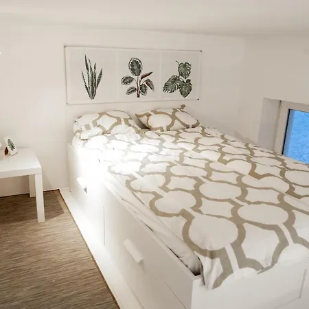 N28 In Andrassy Boulevard. Apartment Budapest