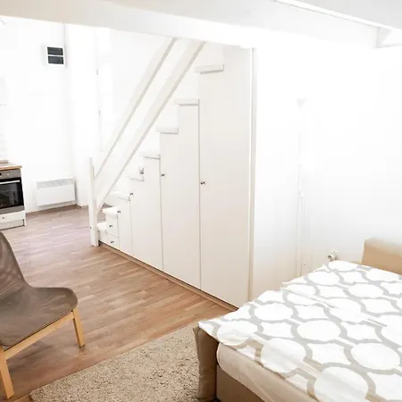 Apartament N28 In Andrassy Boulevard.