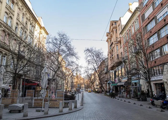 Appartement N28 In Andrassy Boulevard.
